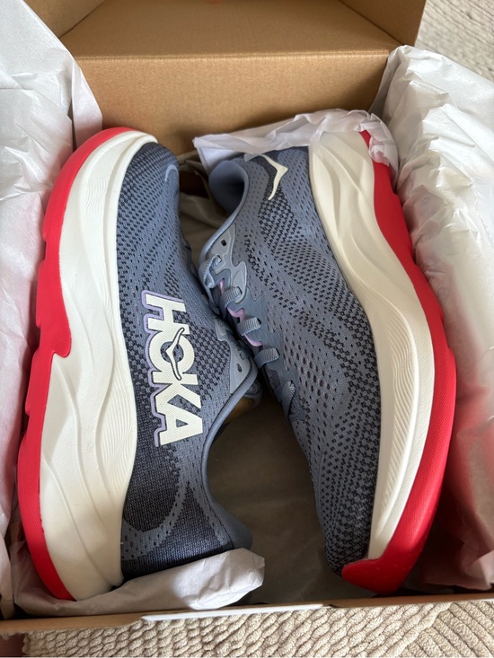 Hoka Shoes - ***BRAND NEW IN BOX*** Hoka Rincon 4 Womens Running Shoes, 7.5 Regular Width